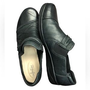 Women’s Black Clark’s Shoes Size 12